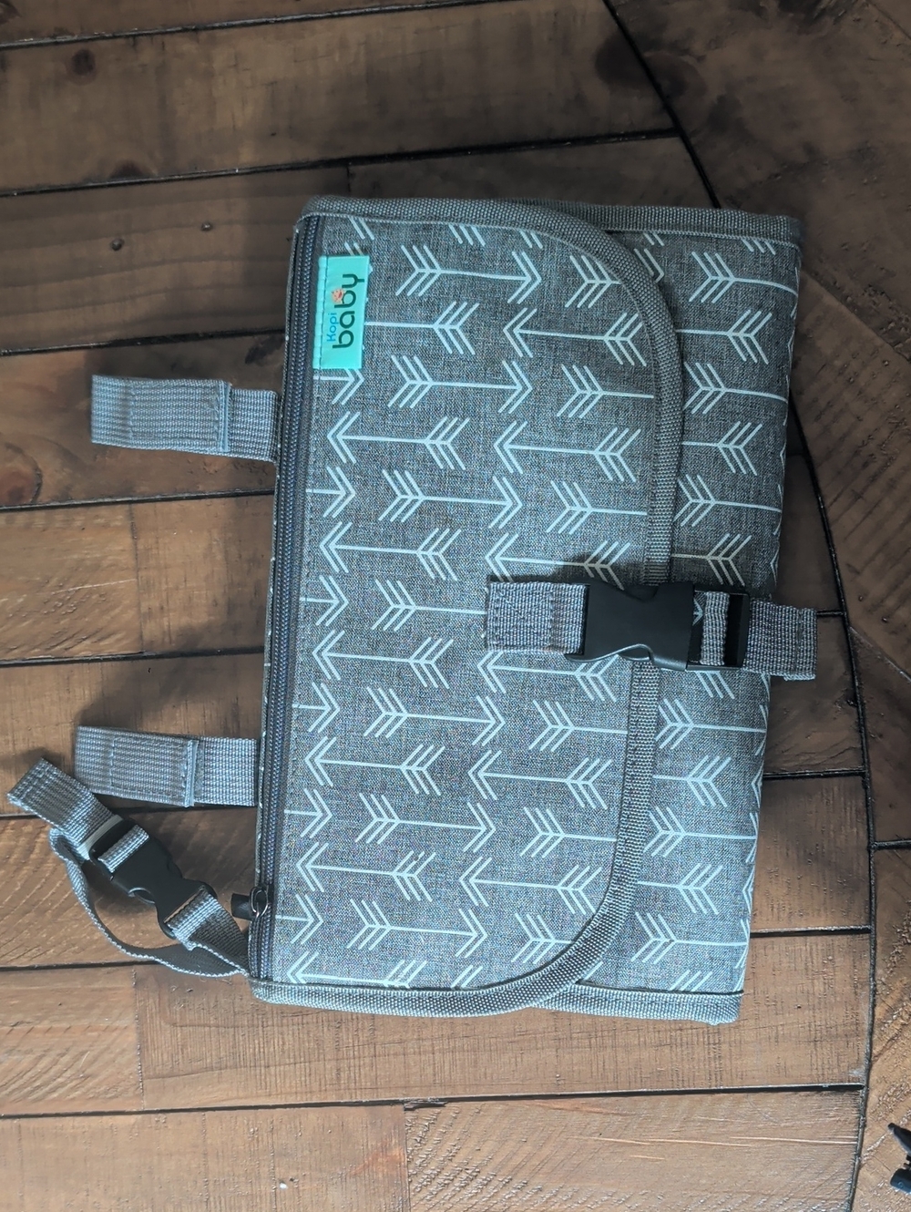 Gray Arrow Print Travel Changing Pad